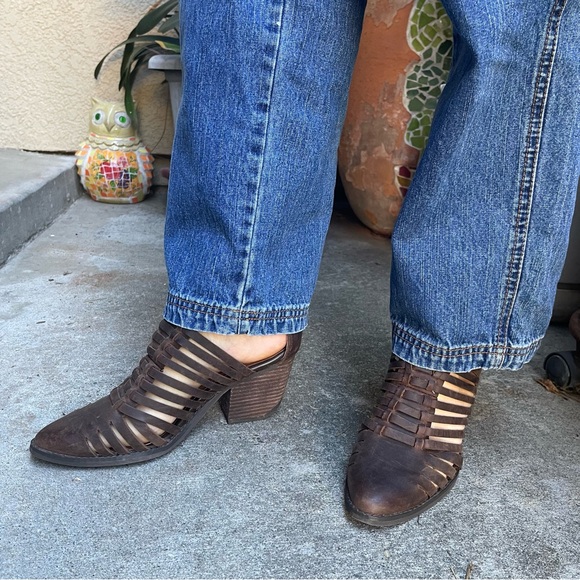 Jeffrey Campbell Shoes - Brown Jeffrey Campbell distressed leather booties